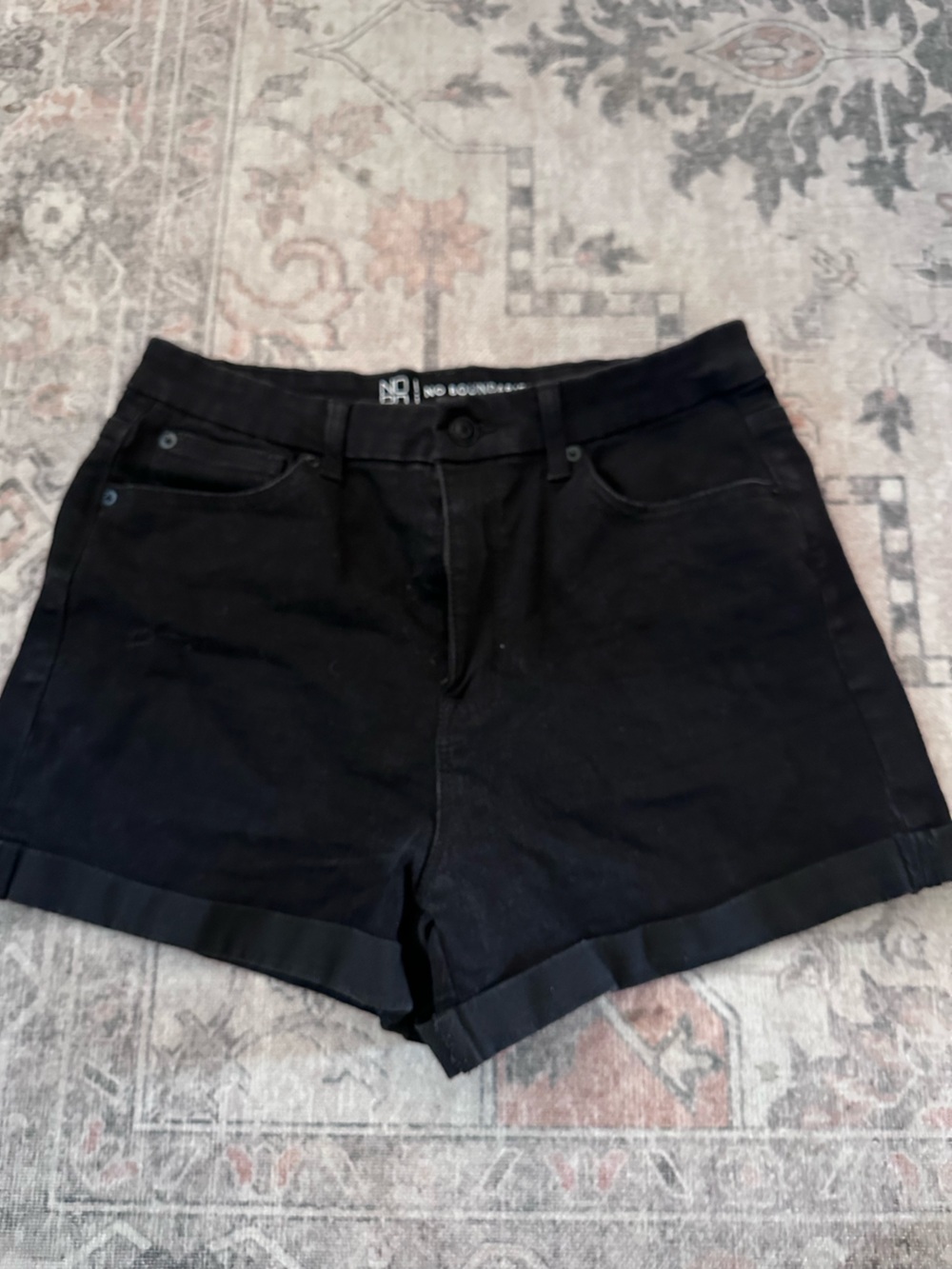 No Boundaries Black Women's Jean Shorts with Cuffed Hem